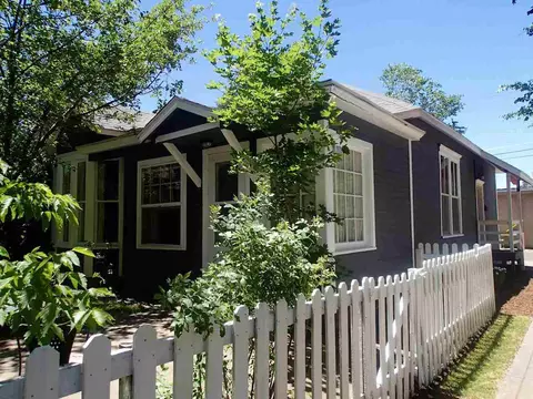 242 E 10th St, Durango, CO 81301 photo 1
