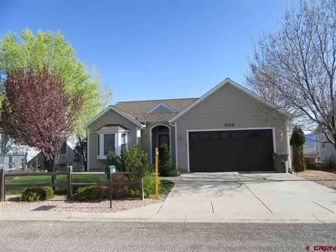 609 Apple, Cortez, CO 81321 photo 1