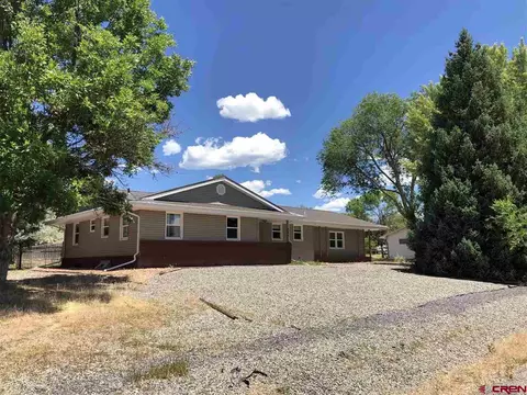 320 8th Ave, Cedaredge, CO 81413 photo 1