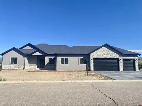 1410 SE Fairway Dr, Cedaredge, CO 81413
