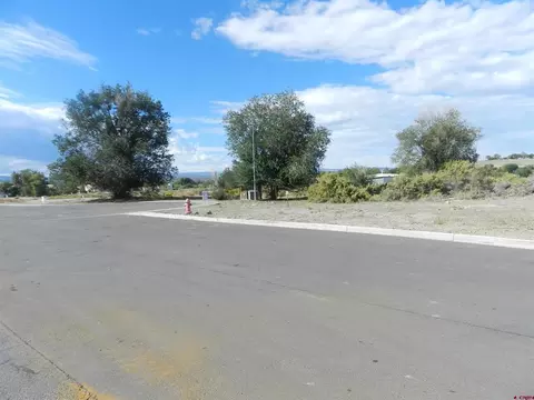 tbd Lots 7 8 Hawk Pkwy, Montrose, CO 81401