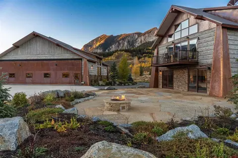 312 N Avion Dr, Crested Butte, CO 81224