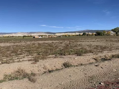 18951 6650 Rd, Montrose, CO 81403