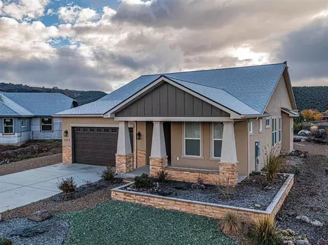 325 SE Flagstone Ct, Cedaredge, CO 81413 photo 1