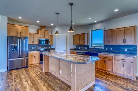 135 Chesterfield Pl, Ignacio, CO 81137 photo 1