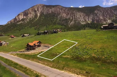 410 Country Club Dr, Crested Butte, CO 81224