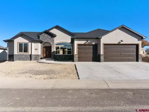 3423 Chestnut Dr, Montrose, CO 81401