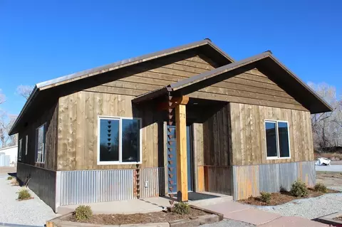 71 Pine St, Del Norte, CO 81132