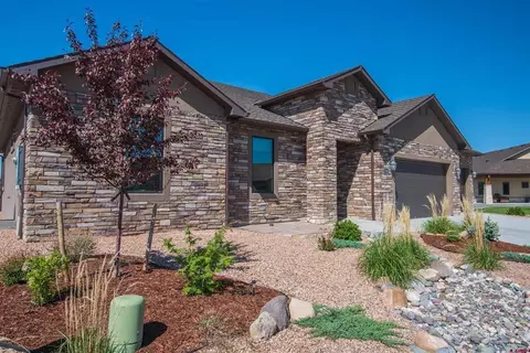 2724 Sleeping Bear Rd, Montrose, CO 81401