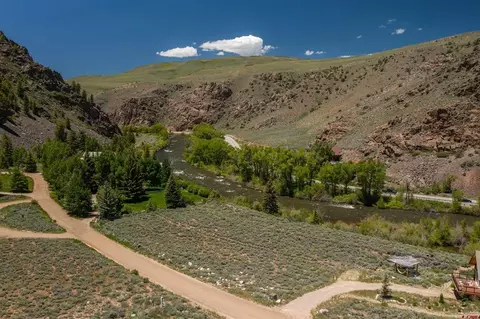 365 Rainbow Dr, Almont, CO 81210