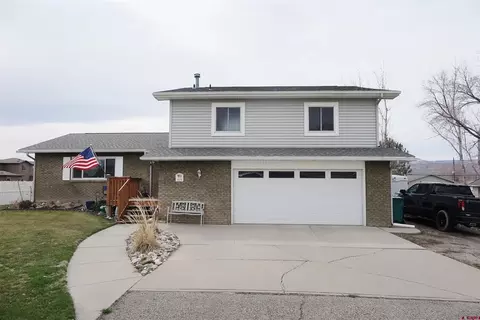 1074 E Pabor Ave, Fruita, CO 81521