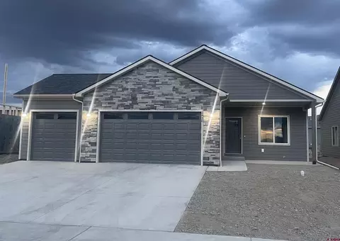 1430 Excelsior Creek Ave, Montrose, CO 81401