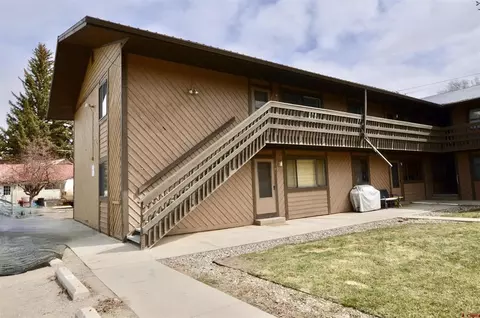212 S 11th St #201, Gunnison, CO 81230
