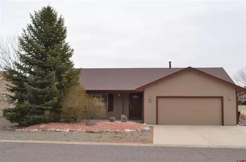 908 Heather Ln, Montrose, CO 81401