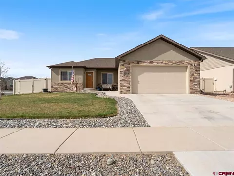 1509 Blue Lake Dr, Montrose, CO 81403