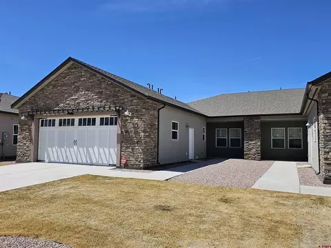 639 Country Club Cir, Alamosa, CO 81101