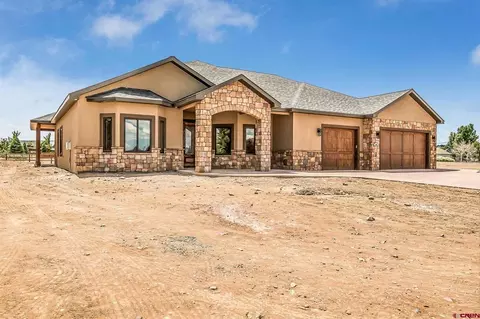 808 Courthouse Peak Ln, Montrose, CO 81403