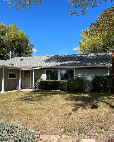 712 Canyon Dr, Cortez, CO 81321