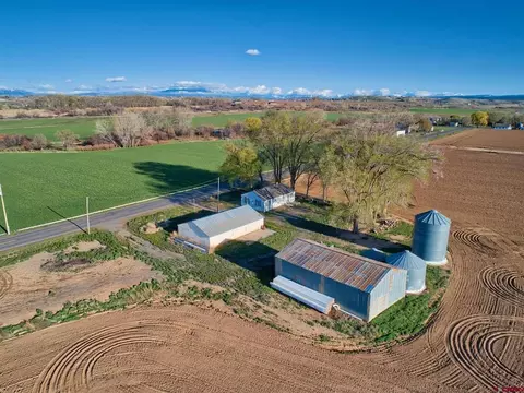 8139 5600 Rd, Olathe, CO 81425
