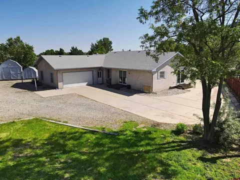 905 Park Pl, Alamosa, CO 81101