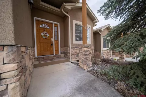 214 Crossroads Cir, Montrose, CO 81401
