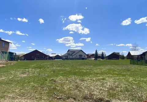 25 Peninsula Pl, Pagosa Springs, CO 81147
