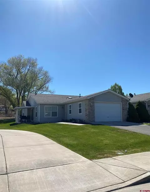 802 Riley Ln, Delta, CO 81416