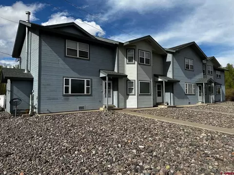 32 Pine St, Del Norte, CO 81132