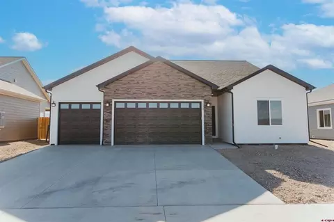1530 Excelsior Creek Ave, Montrose, CO 81401
