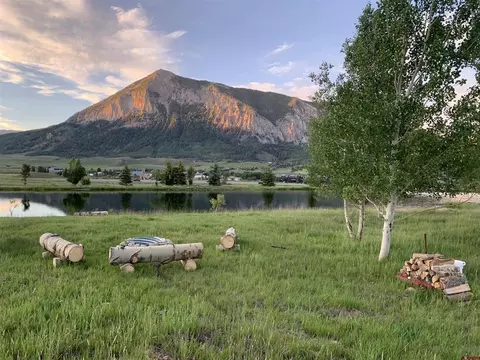 228 Willow Ln, Crested Butte, CO 81224