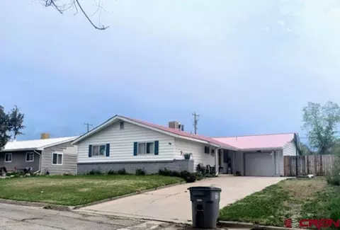 721 Canyon Dr, Cortez, CO 81321