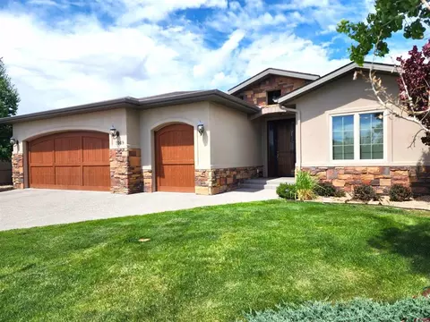 1049 Courthouse Peak Ln, Montrose, CO 81403
