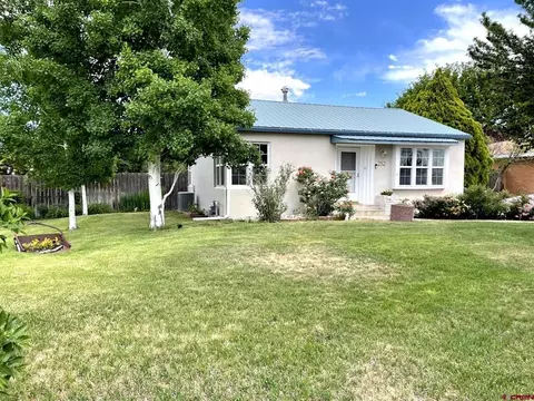252 Park St, Delta, CO 81416