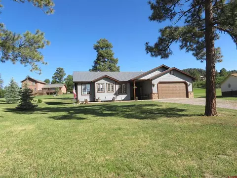 108 Escobar Ave, Pagosa Springs, CO 81147