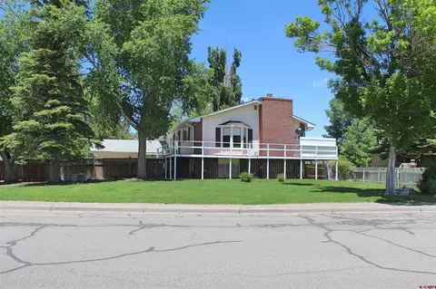 1903 Carroll St, Alamosa, CO 81101