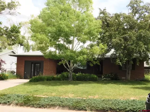 722 S Cedar St, Cortez, CO 81321