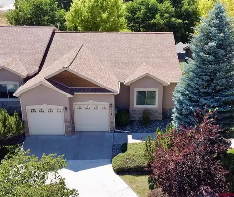 220 Crossroads Cir, Montrose, CO 81401