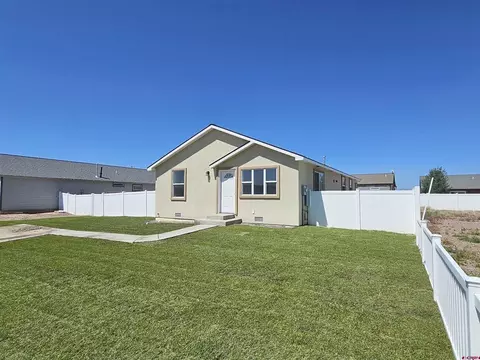 1644 Monroe Pl, Alamosa, CO 81101