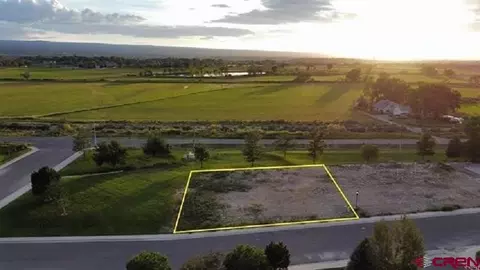 3301 Mahogany Dr, Montrose, CO 81401