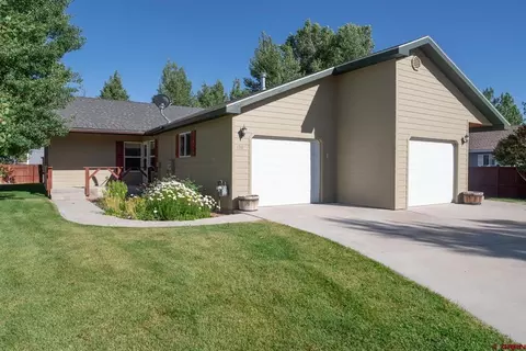 110 Diamond Ln, Gunnison, CO 81230