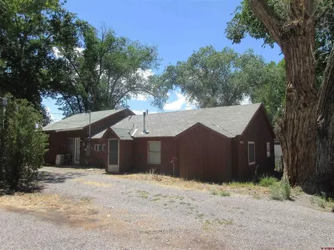 214 SW 5th St, Olathe, CO 81425