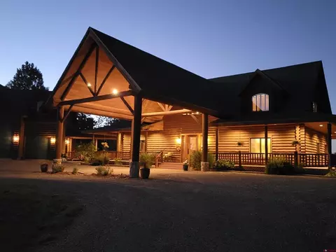 371 N Black Bear Pl, Pagosa Springs, CO 81147