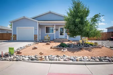 238 Bluegrass Ct, Montrose, CO 81403