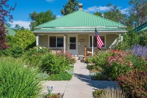 127 S 4th St, Montrose, CO 81401