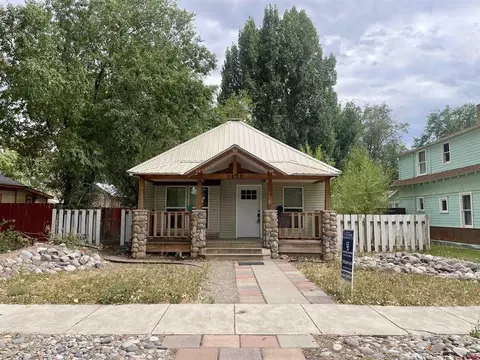 1036 S And 1038 S 1st St, Montrose, CO 81401