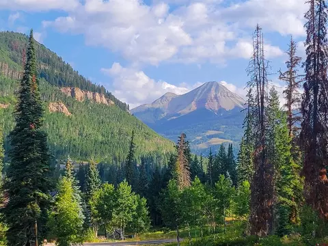 424 Engineer Dr, Durango, CO 81301