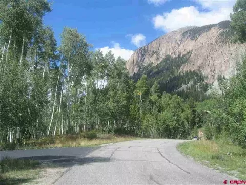 646 Forest Ln, Crested Butte, CO 81224