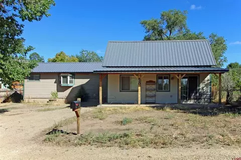 620 Riverside Ave, Mancos, CO 81328
