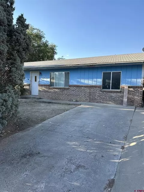 2759 Cimarron St, Montrose, CO 81401