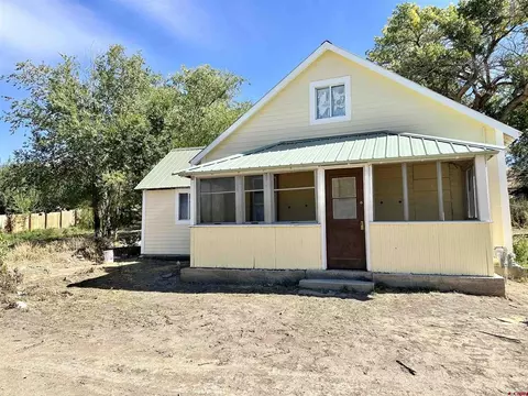 1580 Chipeta Rd, Montrose, CO 81403
